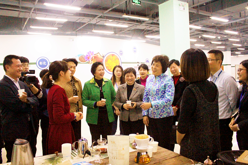 ef3bab47905fb2dae4bb29cf0530e1f9.jpg