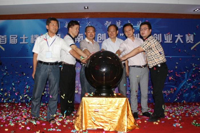 d2fcd4c44ce771ff1e0969eaa9d12d2c.jpg
